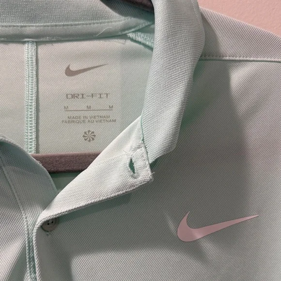 Nike Men's Mint Green Polo Shirt - Picture 3 of 3